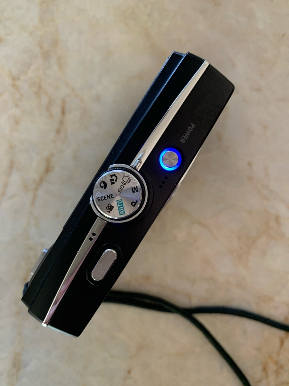 Samsung L200 10.2 MP - Tested - Compact Digital Camera with Battery and Charger - Picture 6 of 10